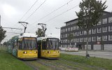 Tw1507 und Tw 2204 bei der Parallelfahrt. Auf den geraden Abschnitten war man z�giger unterwegs (Gro�-Berliner-Damm 22.09.2021).
