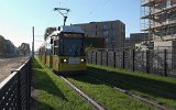 Tw 1530 ist zur Er�ffnungsfahrt nahe der Haltestelle Landschaftspark Johannisthal unterwegs (30.10.2021).