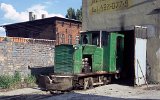 Die Ziegelei Ruda �l�ska hatte zwei Besonderheiten: Eine selten anzutreffende 2WLs50 mit hohem F�hrerstand fuhr auf der f�r Oberschlesien typischen Spurweite von 785 mm ! (30.05.2000)
